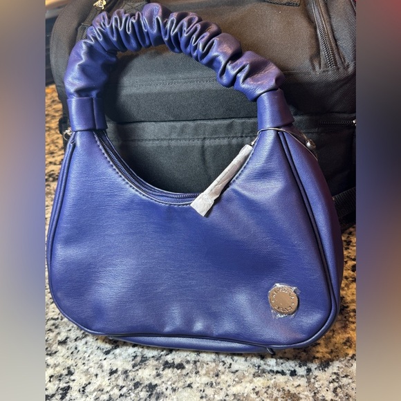 Kendall & Kylie Deep Blue Y2K Shoulder Bag - Picture 7 of 10